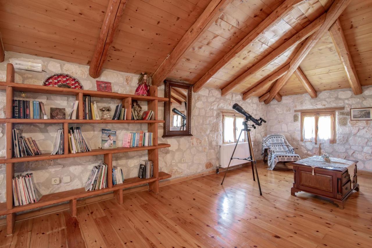 Gerakopetra Holiday home